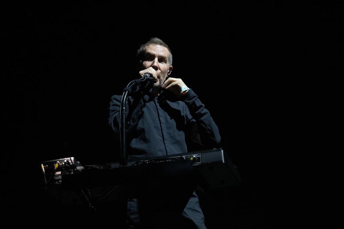 Singapore investigates Massive Attack over reported Palestine support on stage