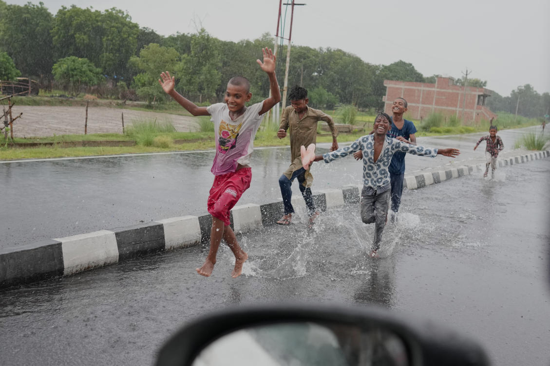 Fourteen dead, thousands displaced as rains, floods strike southern India