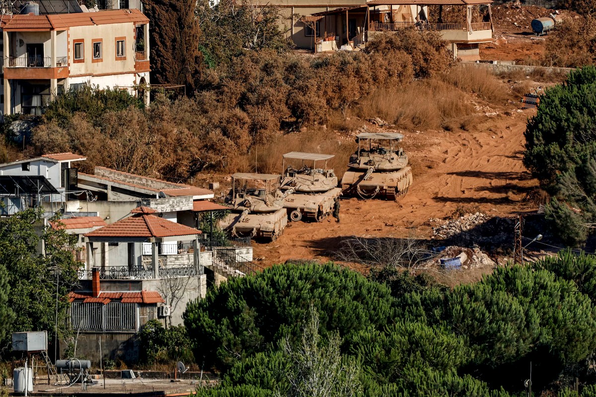 More than 1.2 million people were displaced before Israeli forces advanced beyond the so-called Yellow Line, a 4-to-10 kilometer buffer zone in Lebanese territory imposed by Israel. (AFP file photo)