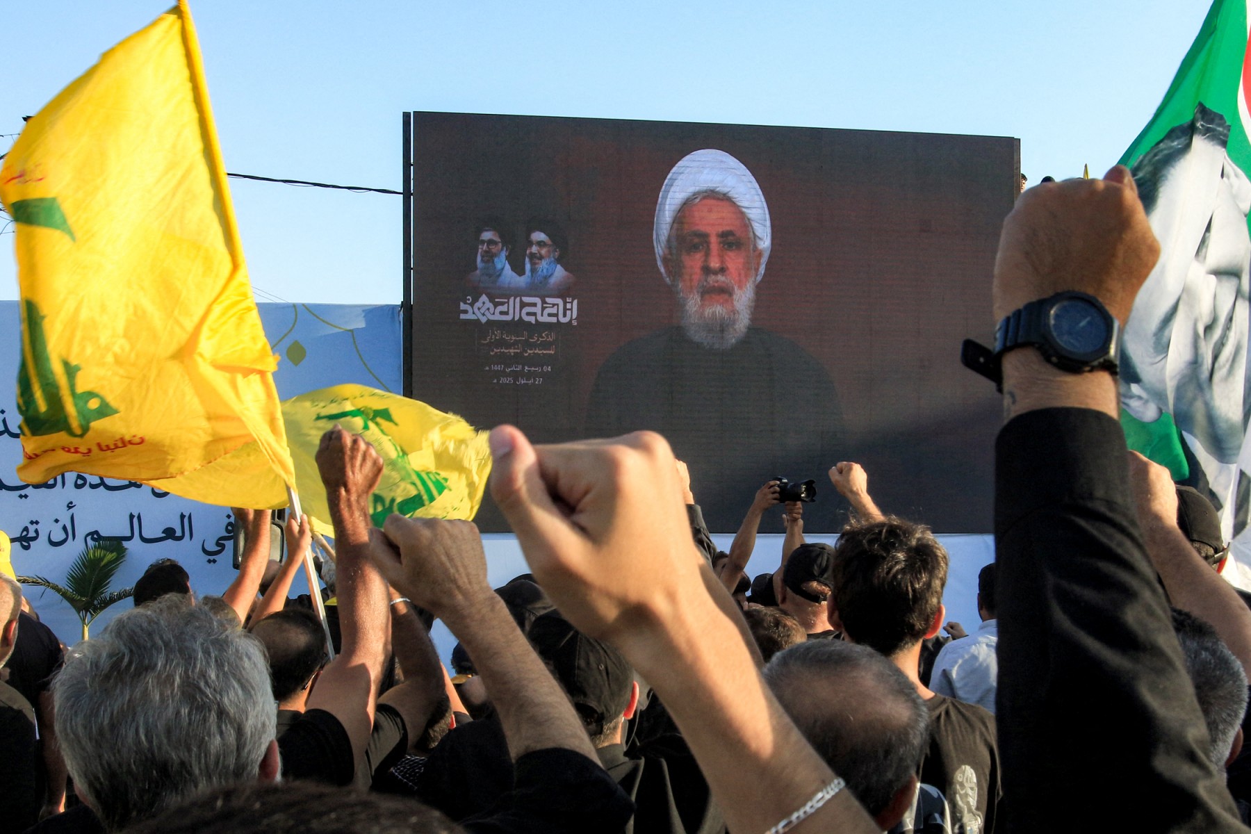 Hezbollah chief Naim Qassem says he has no objection to meeting openly with Syria’s leadership. (AFP file photo)