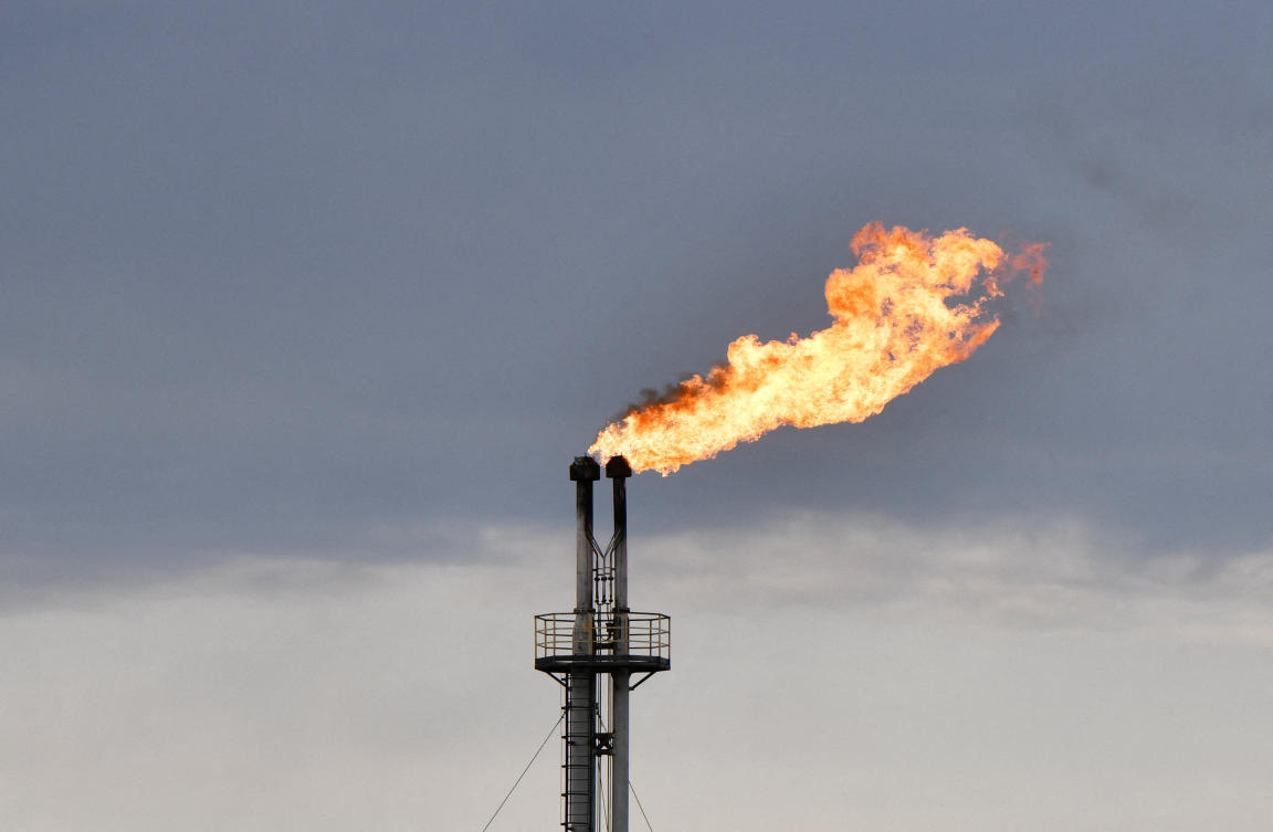 Rosneft's oil stabilisation facility outside the town of Neftegorsk in the Samara Region, Russia, September 6, 2022. (Reuters)