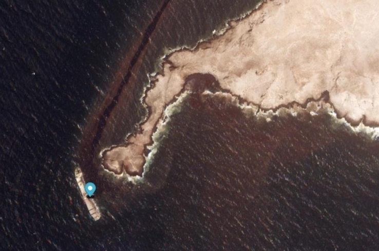 The tanker Caroline Bezengi had been stranded for weeks near Al-Qibliyyah island. (Oman News Agency)