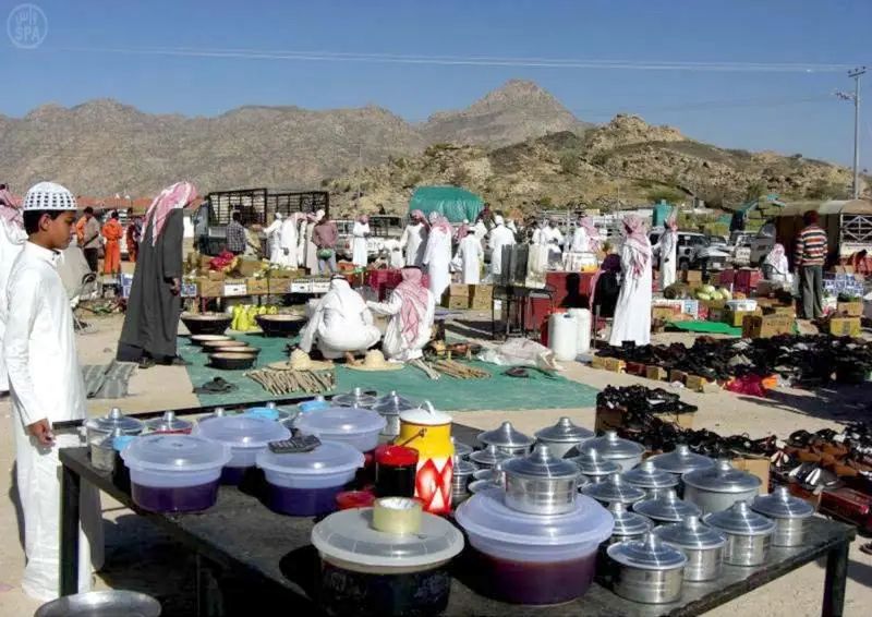 Taif’s old markets are not merely centers for exchanging goods; they are living testaments to a rich human and cultural heritage. (SPA)