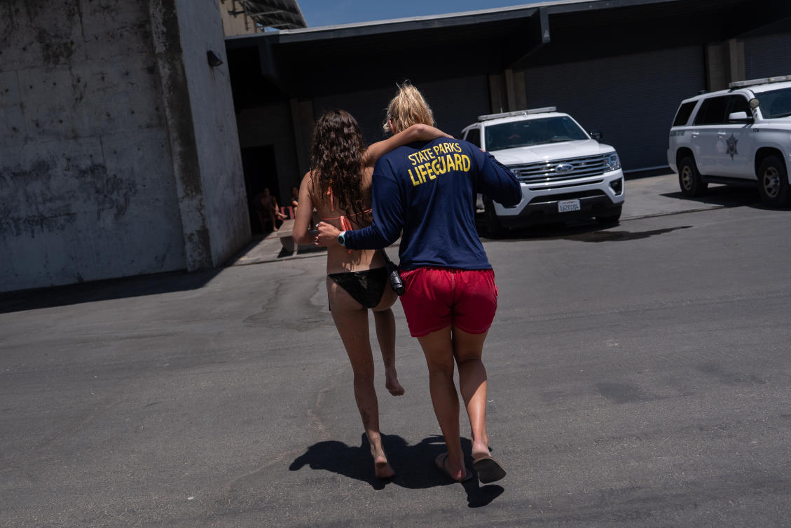 Stingray lashings up as marine heat wave off Southern California draws more to shore