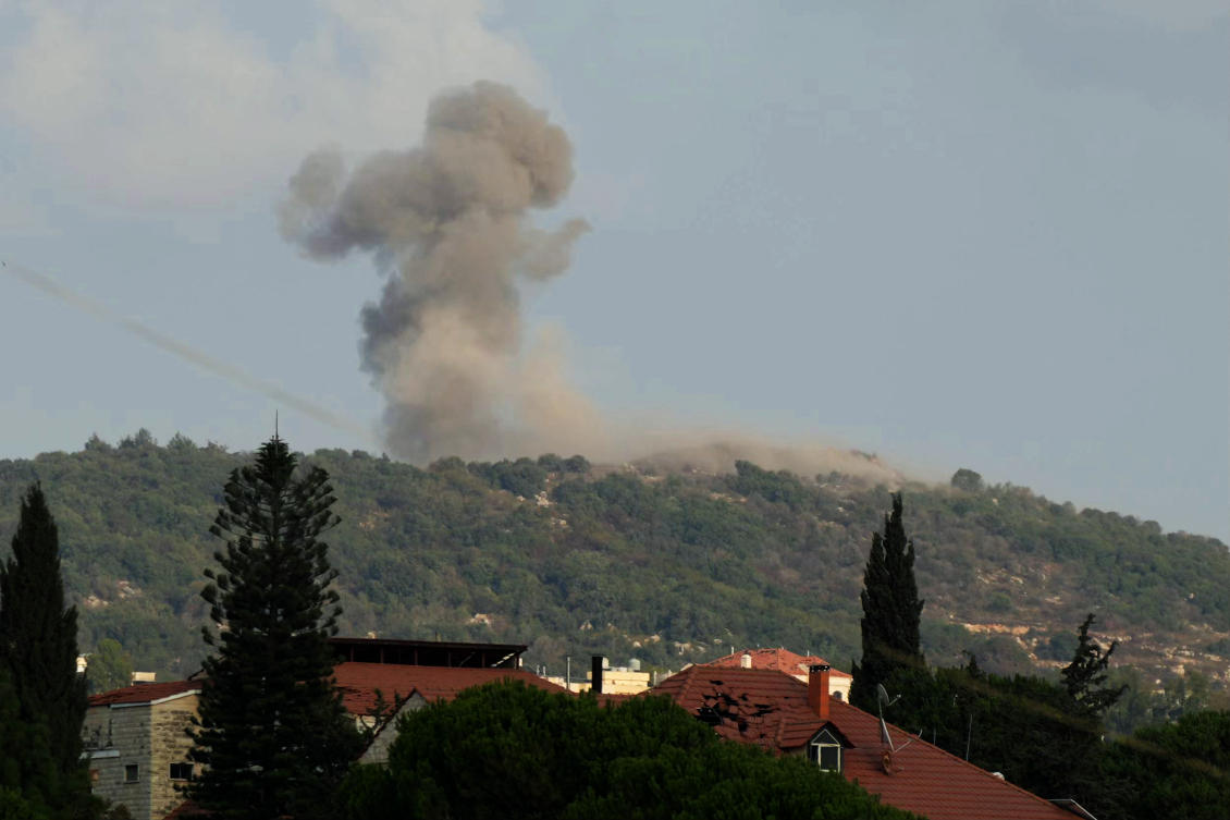 Israeli airstrikes on southern Lebanon kill 11 people, health ministry says