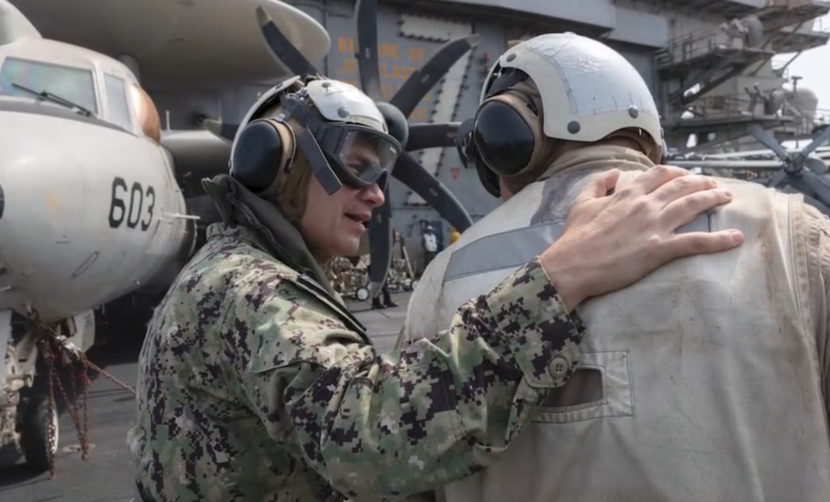 US Central Command chief visits aircraft carrier USS Lincoln