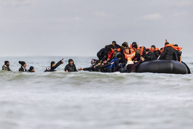 ‘Godfather’ of French migrant camps arrested in UK