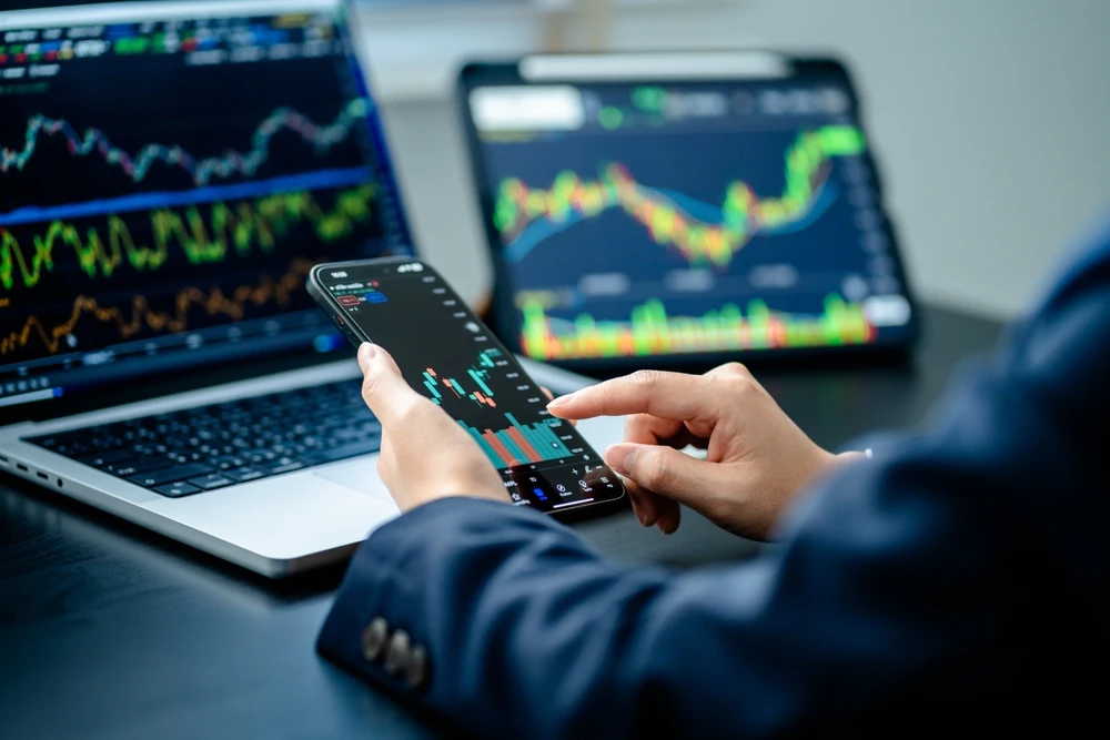 Closing Bell: Saudi main index closes in green at 10,823