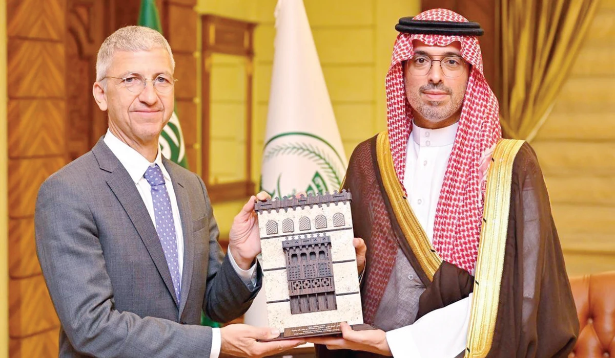 Jeddah’s governor receives ambassador of Cyprus