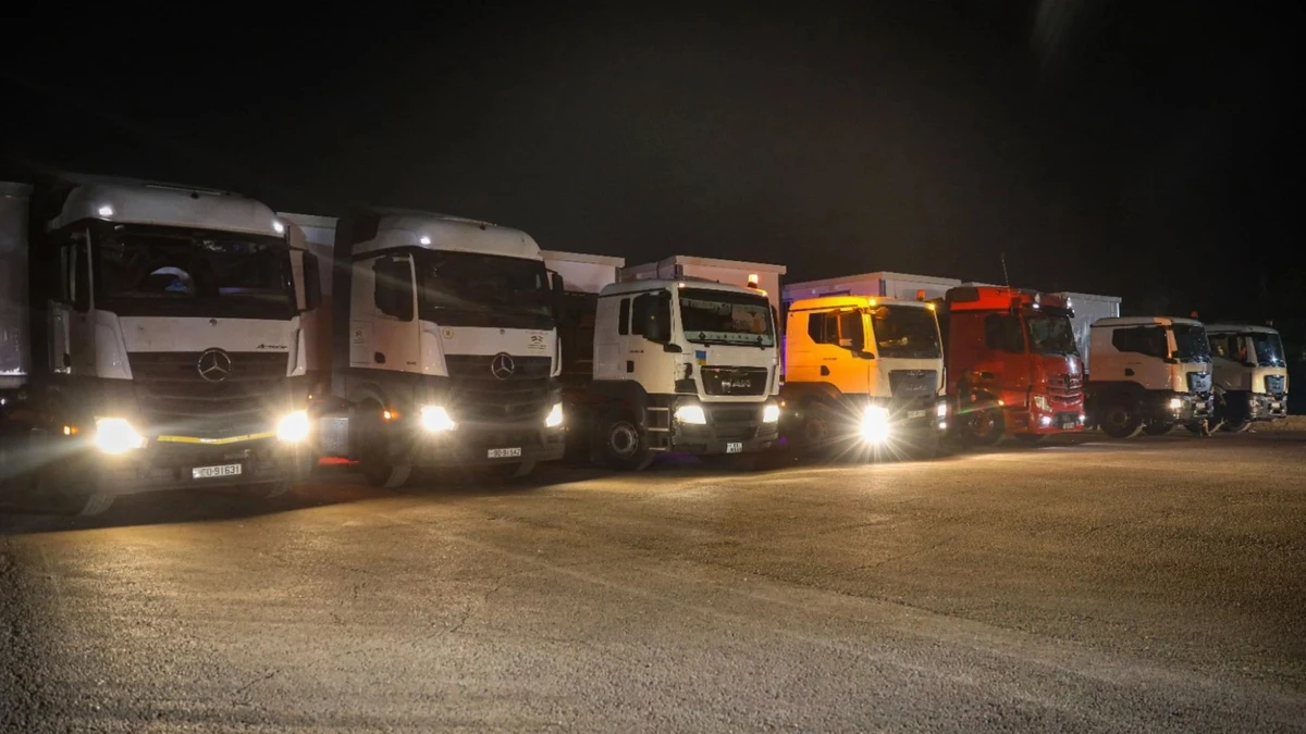 Jordan sends 32 housing caravans to support Syrians