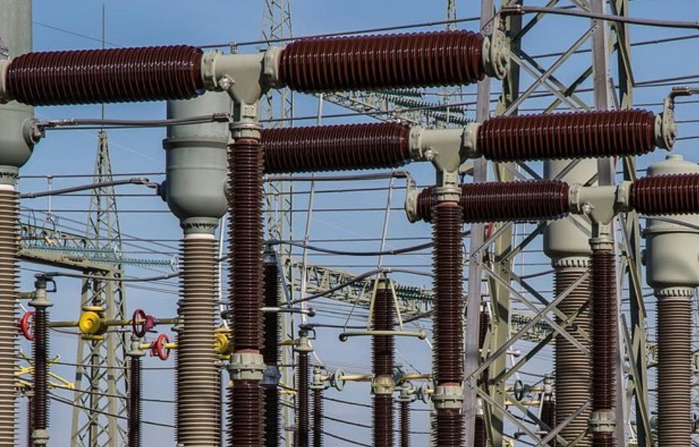 Romania readies framework to limit power use for industry if needed, PM says