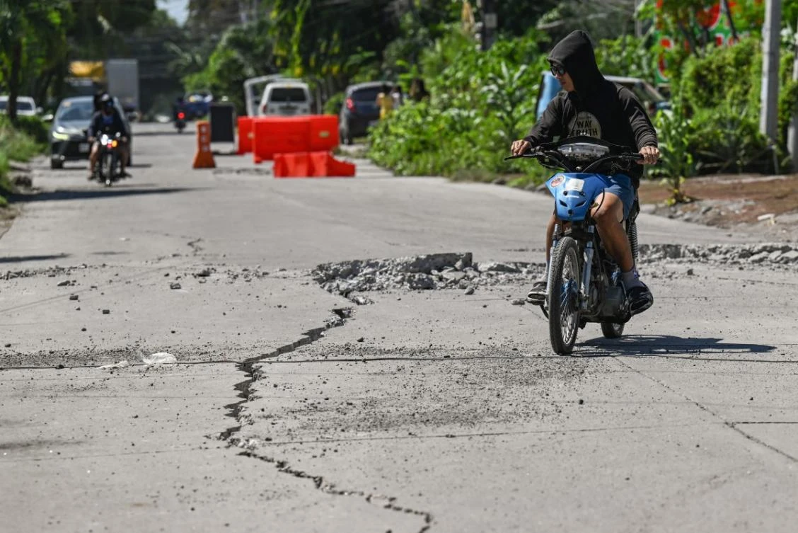 Magnitude 5.8 earthquake strikes off western Philippines; tremors felt in capital