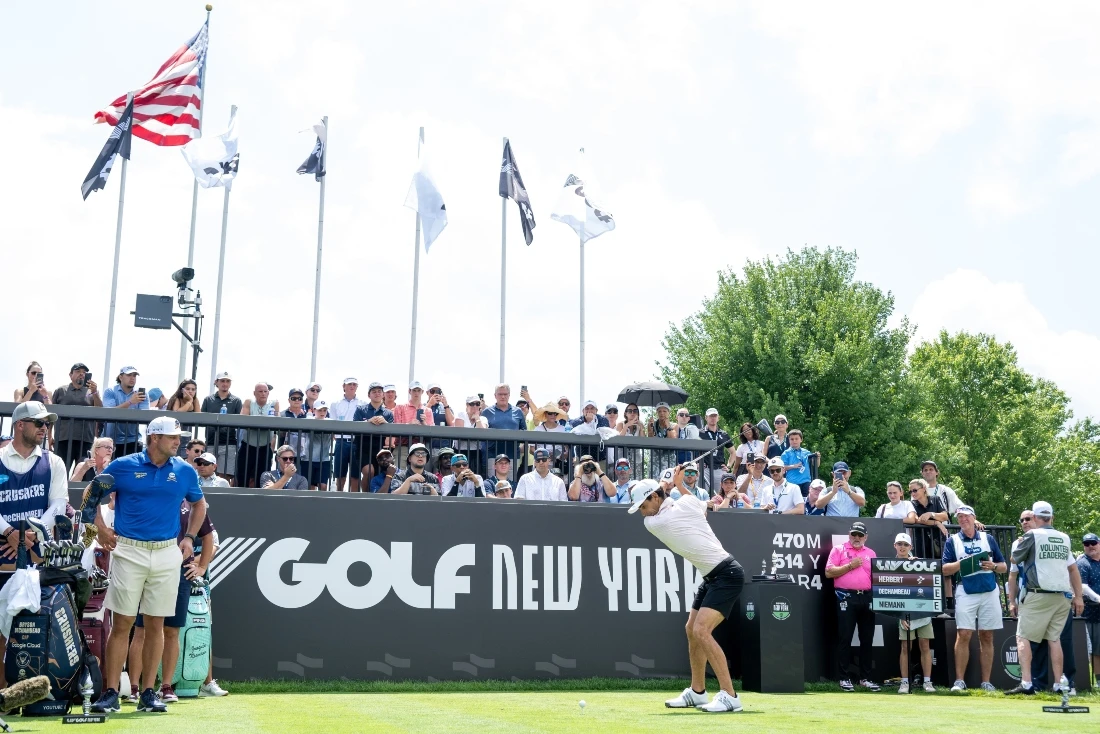 Niemann takes 2-shot lead, Torque top team standings at LIV Golf New York