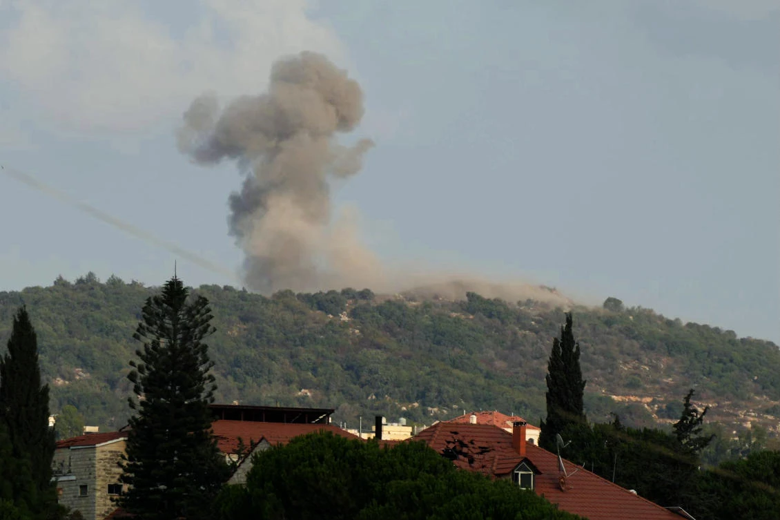 Israeli airstrikes on southern Lebanon kill 11 people, health ministry says