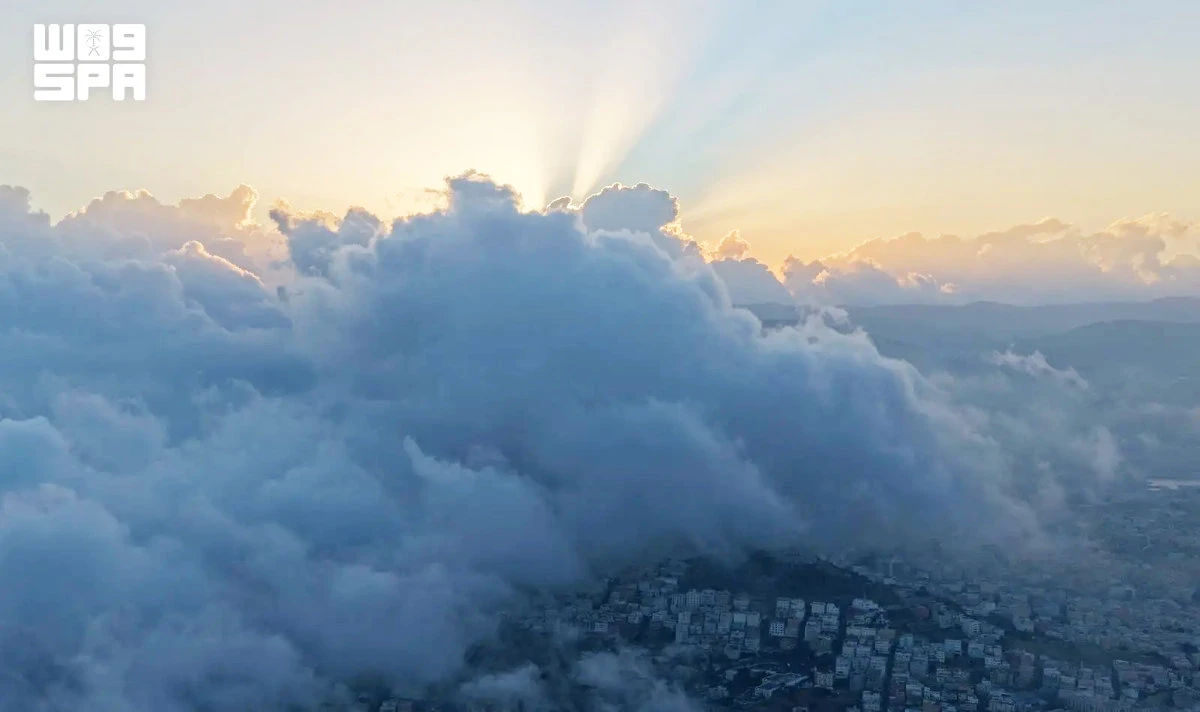 Above the clouds, below the sunset: Asir’s evening spectacle