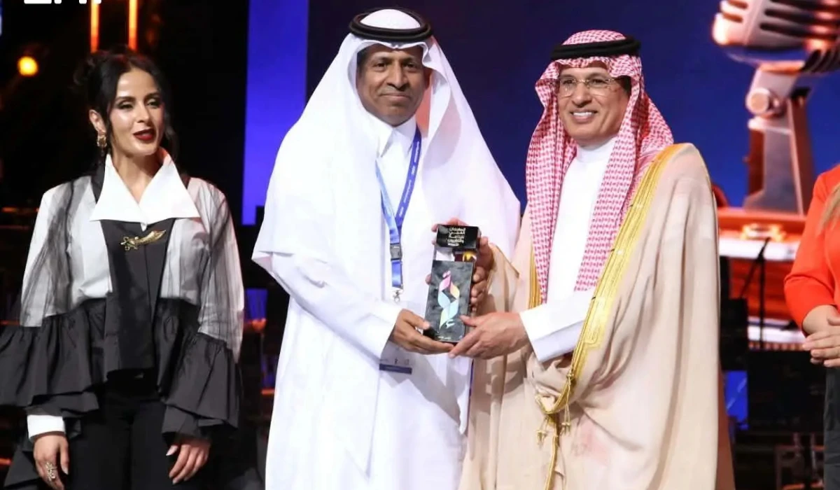 The award was presented in the “Sports Programs” category for the program “Challenge Journey.” (SPA)