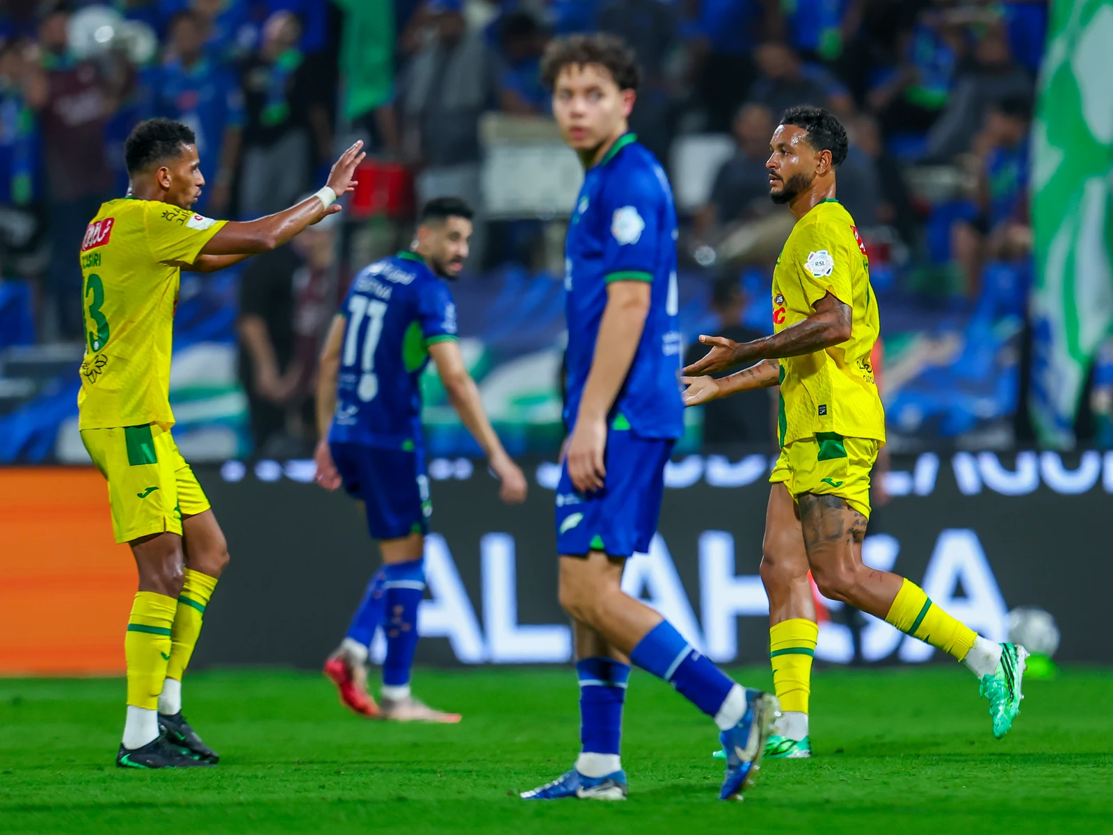 Al-Khaleej staged a stunning comeback to defeat rivals Al-Fateh 3-2 on Matchday 10 of the Saudi Pro League. (SPL)