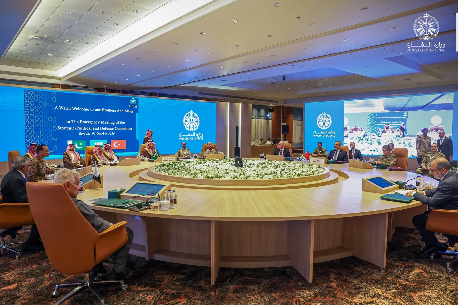 Saudi Arabia, Pakistan and Turkiye on Monday agreed to immediately implement collective-defense commitments under the Makkah Defense Alliance, including the swift deployment of agreed forces and military capabilities to the Kingdom amid ongoing threats. (SPA)