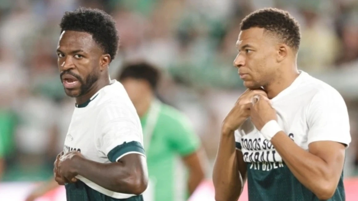 A Real Madrid supporters’ group has demanded a public apology from Kylian Mbappe and two team-mates after they declined to fully wear a t-shirt in support of the people of Ceuta. (X/@TheObjective_es)