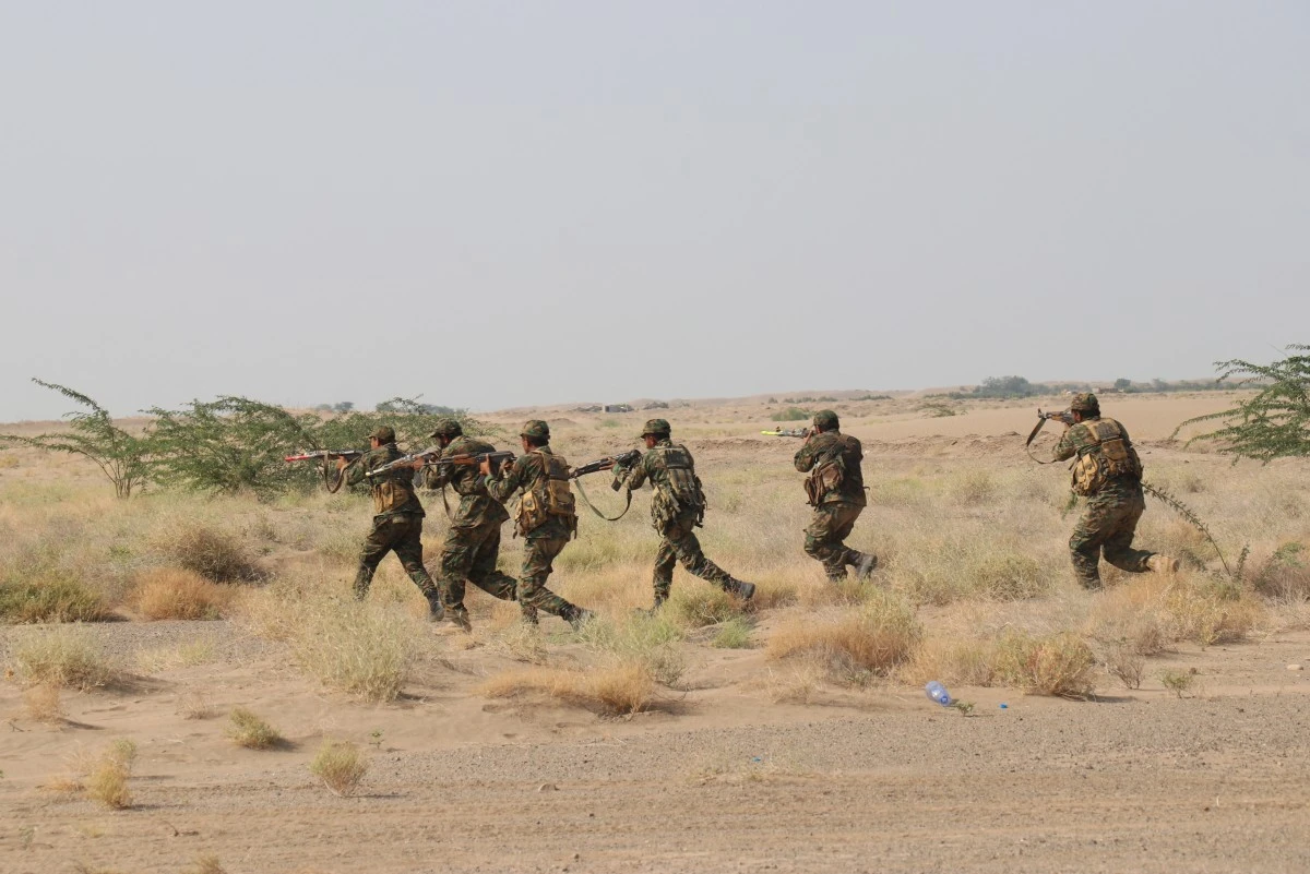 Yemen fighting intensifies as government forces push on multiple fronts