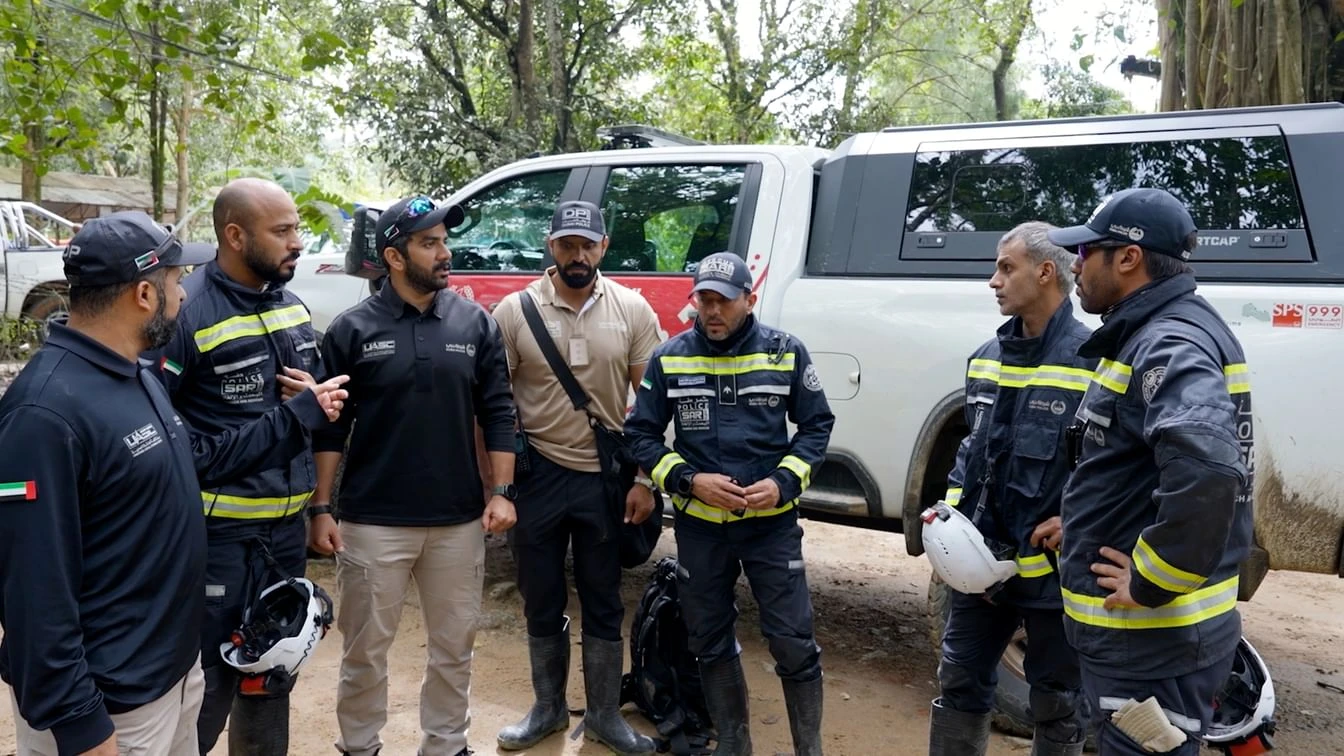 As well as the search and rescue team, the UAE has sent five aircraft to the region, the latest carrying boats, drones, power equipment and other technical and logistical apparatus. (WAM)