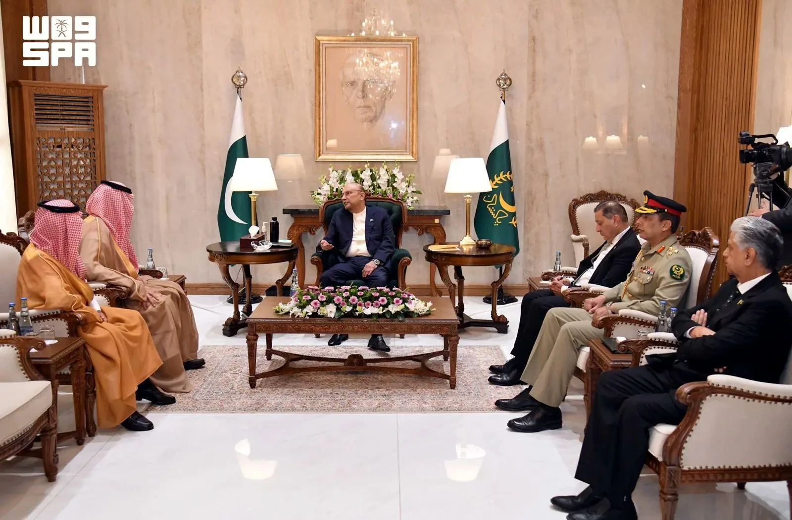 Rajeh Al-Baqami, Saudi Ambassador to Pakistan, presented his credentials to Pakistan’s President, Asif Ali Zardari.
