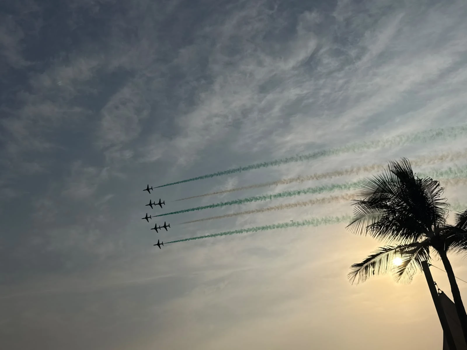 Jeddah air shows draw crowds for Saudi National Day