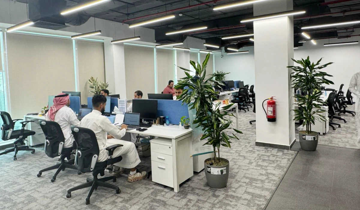 Saudi organizations are moving from AI experimentation toward wider deployment as businesses look to translate productivity and operational gains into measurable returns. (File)