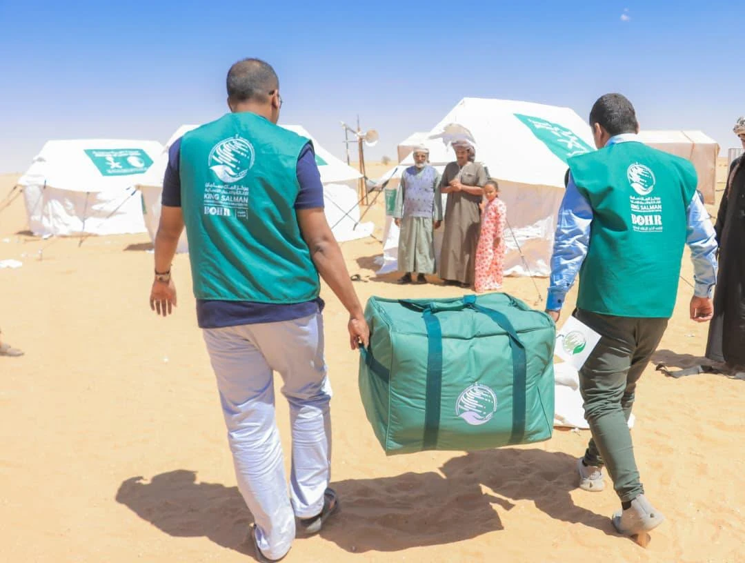 KSrelief distributes food aid in Yemen amid rising humanitarian needs. (X: @KSRelief)