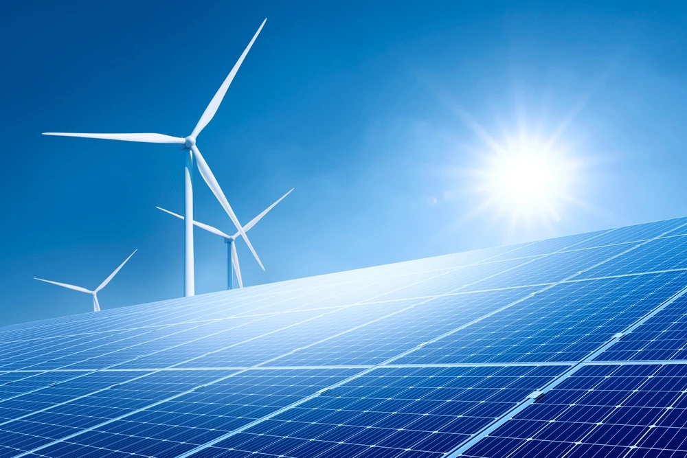 UAE renewable energy capacity surges 63-fold in decade