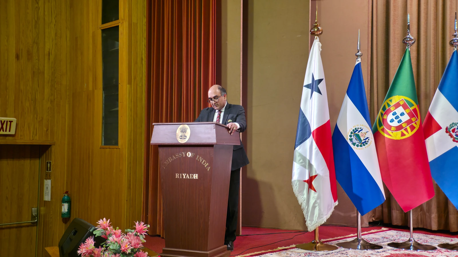 Indian Ambassador Shri Vipul speaks at opening ceremony. (supplied)