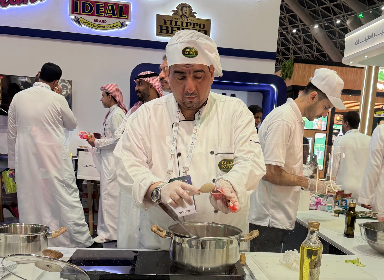With more than 35 national pavilions, participants have come from countries including Turkiye, India, Jordan, the US, Uzbekistan, Tunisia and Italy. (AN photo)