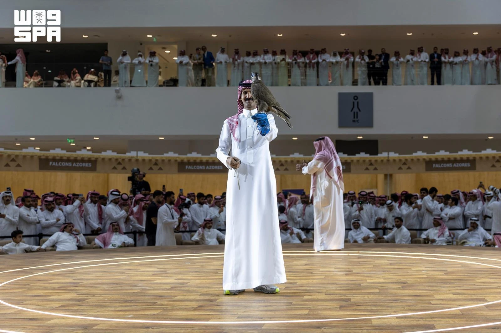 The event brings together falcon trappers and falconers from across the Kingdom, with sales organized within a framework that safeguards participants’ rights and ensures transparency. (SPA)