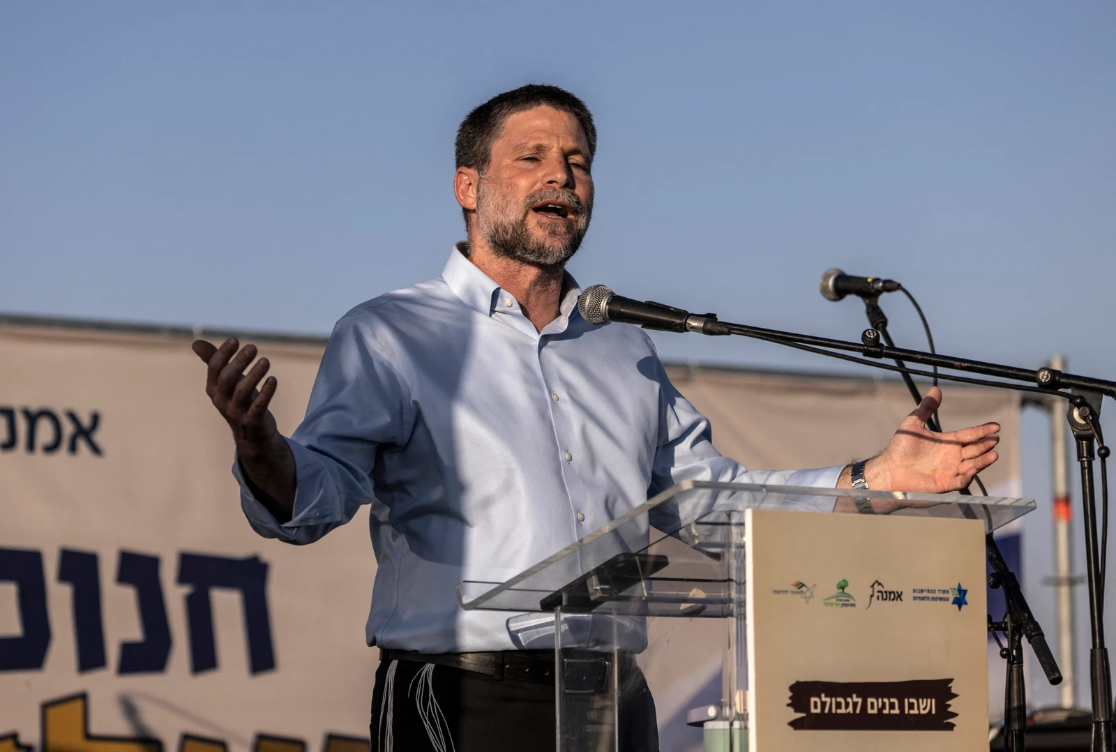 Israeli ministers seek retaliation over expected UK sanctions