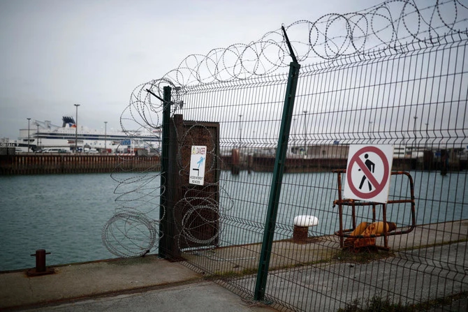 Bodies of French fishermen found in Channel sinking