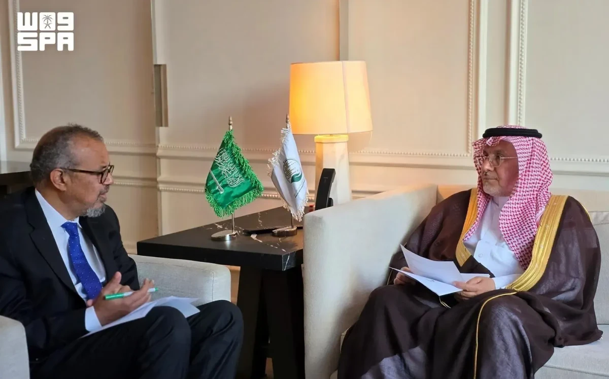 Dr. Abdullah Al-Rabeeah, adviser at the Royal Court and supervisor general of the Saudi aid agency KSrelief, met the WHO’s Director General Dr. Tedros Adhanom Ghebreyesus at the UN Generally Assembly. (SPA)
