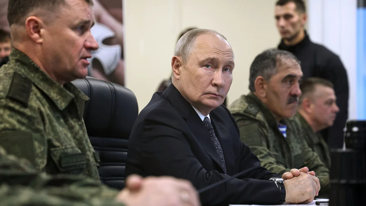 Putin tells Tehran ready to help mediate Middle East war: Iran state media