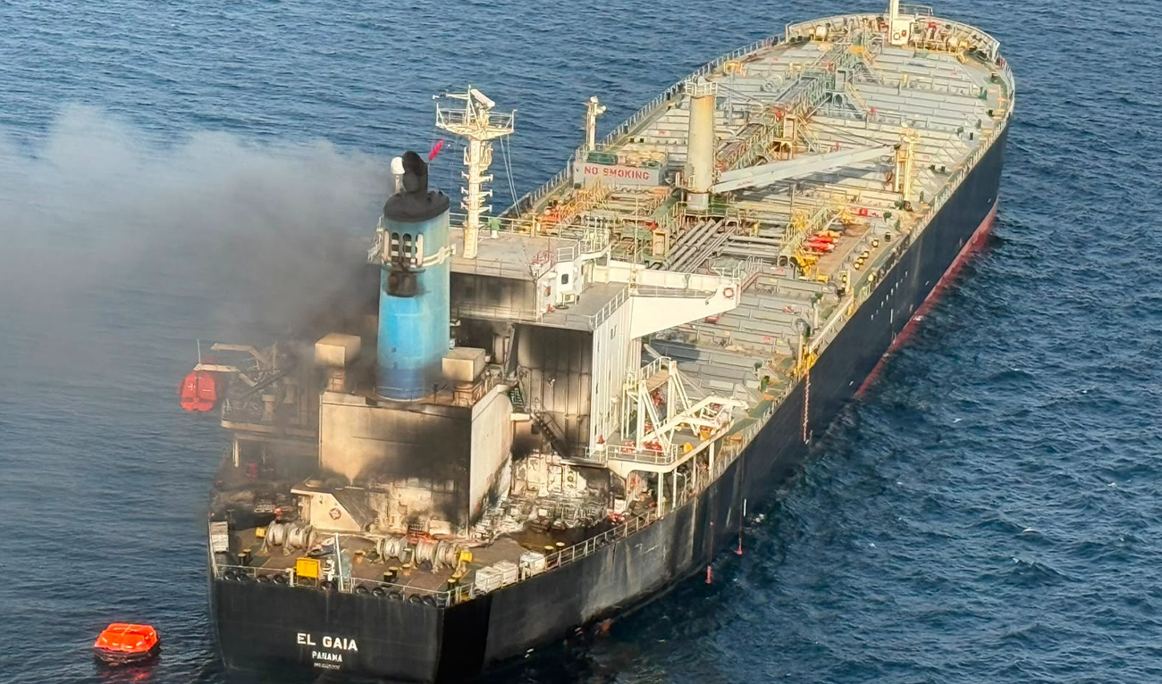 Panama-flagged oil tanker EL GAIA, is seen adrift and engulfed in smoke after a fire broke out onboard at the entrance to the Strait of Hormuz, on September 13, 2026. (AN photo)