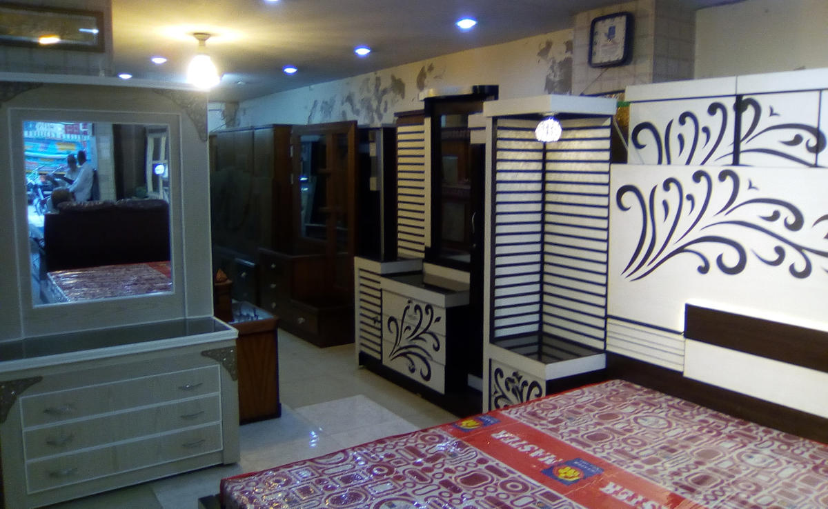 From impoverished teenager to furniture king