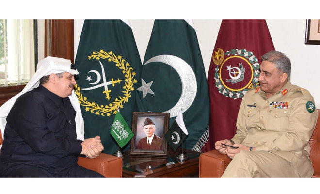 Saudi Ambassador Nawaf Saeed Al-Maliki met with Chief of Army Staff Gen. Qamar Javed Bajwa at Pakistan Army headquarters in Rawalpindi on Thursday. (ISPR)