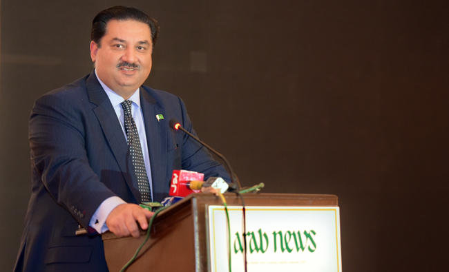 Pakistan minister defends planned deployment to Saudi Arabia