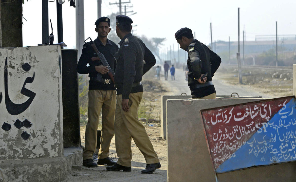 In this file photo, Pakistani policemen stand guard outside the check pint of Kot Lakhpat Jail where Mohammad Imran, the suspect accused of raping and murdering a young girl, shifted in Lahore on Feb. 10, 2018. (AFP)