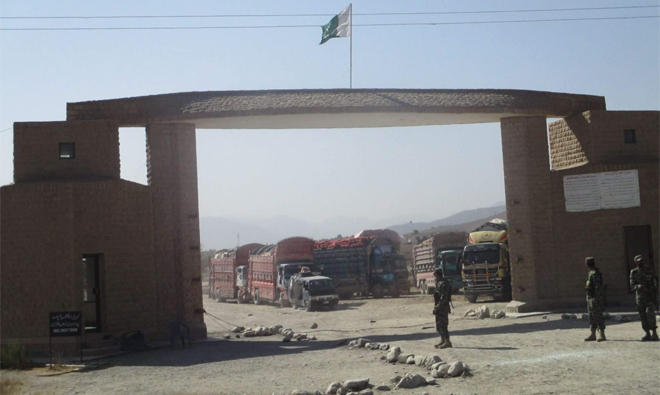 A file photo for Ghulam Khan border entry between North Waziristan Agency and Khost province in Afghanistan. Pakistan has made preparations to receive 4,329 displaced families arriving from Khost starting from today, as part of the second phase of the repatriation for Pakistani citizens, belonging to the North Waziristan who had moved to Afghanistan during operation Zarb-e-Azb. (Photo courtesy: file from the web)