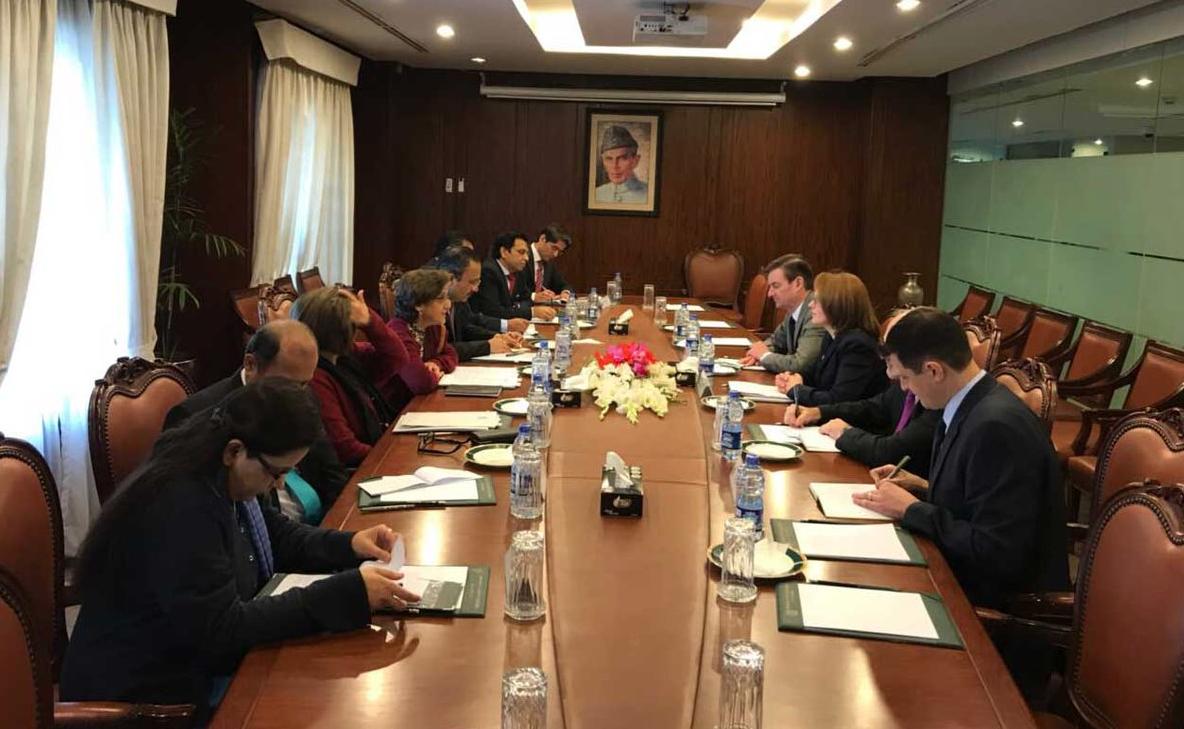 Foreign relations expert Qamar Cheema told Arab News that the visit “will open new avenues for further cooperation.” (Photo courtesy: Twitter @pid_gov)