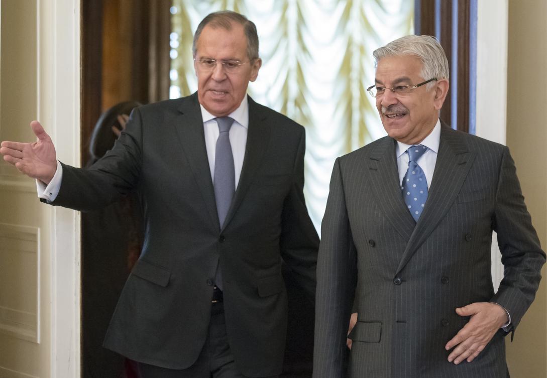 In this file photo, Russian Foreign Minister Lavrov, left, welcomes Pakistan’s Foreign Minister Khawaja Muhammad Asif for their talks in Moscow, Russia, Tuesday, Feb. 20, 2018. (AP)
