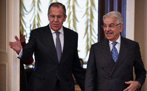 In this file photo, Russian Foreign Minister Sergei Lavrov, left, welcomes Pakistan’s Foreign Minister Khawaja Muhammad Asif during his visit to Moscow on Feb. 20, 2018. (AFP)