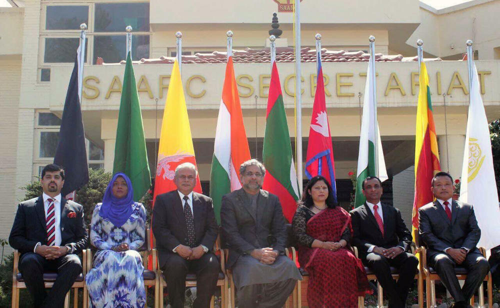 Prime Minister of Pakistan HE Shahid Khaqan Abbasi plants a tree to commemorate his visit to SAARC Secretariat in Katmandu, during his visit to Nepal on 06 March 2018