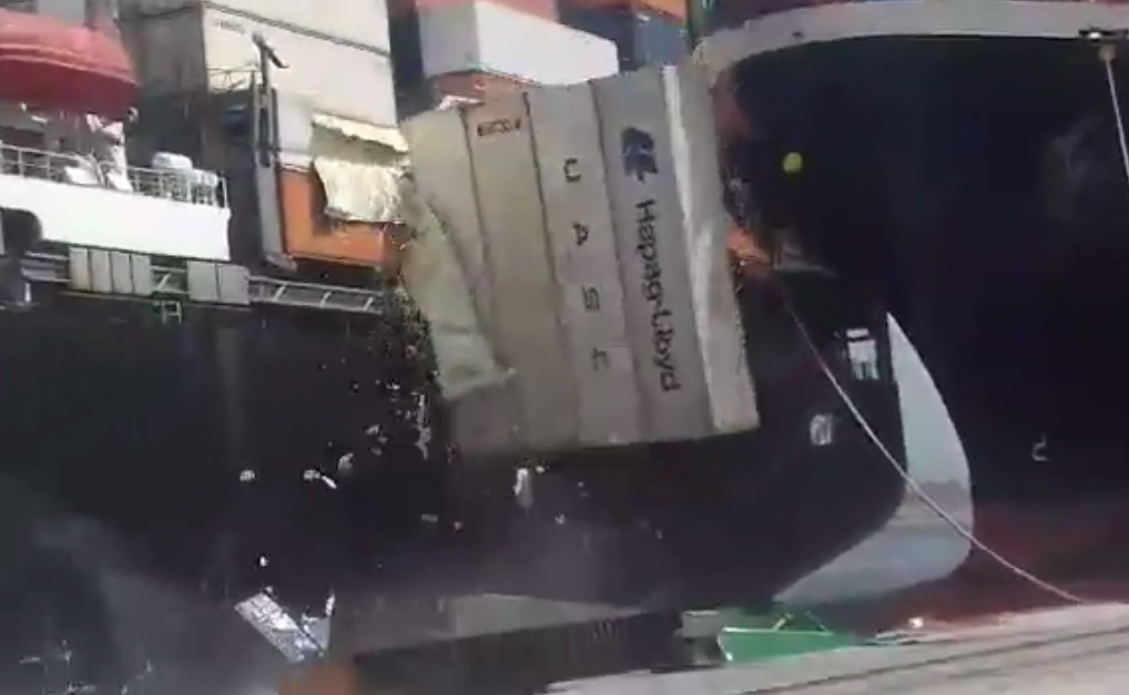 Video: Vessels collision halt traffic at Karachi port