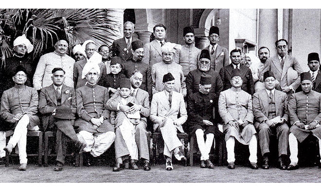 Mohammed Ali Jinnah at Mian Bashir Ahmed’s Lahore residence in March 1940, with the founding fathers of Pakistan. (Photo courtesy: m-a-jinnah.blogspot.com)