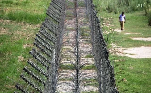 According to the Foreign Office, this unprecedented escalation in “ceasefire violations” by India is continuing from the year 2017 when the Indian forces committed 1970 ceasefire violations. (REUTERS photo)